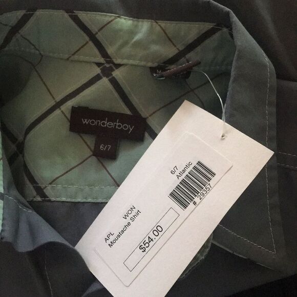 Wonderboy gray mustache graphic camp shirt NWT - Picture 5 of 5